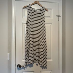 Jersey Stretch Flowy Striped Dress